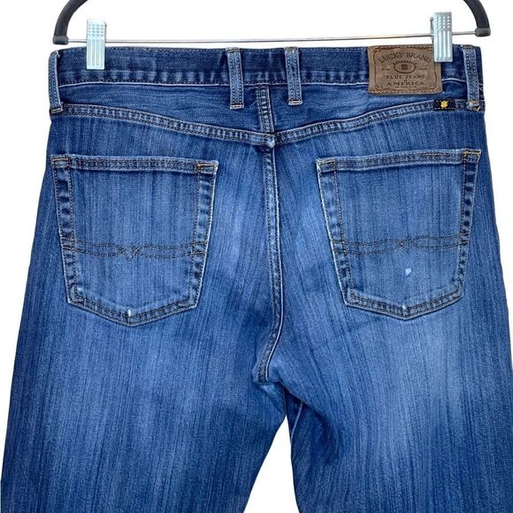 Lucky Brand medium wash distressed 361 vintage straight jeans size 32 X 32 - Picture 5 of 15